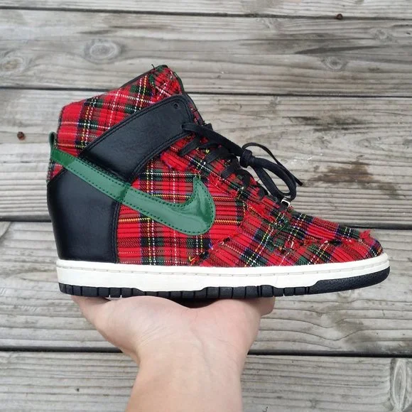 Rare Women 2013 Nike Dunk Sky High City FW Quickstrike London Shoes Sneakers - Picture 2 of 8
